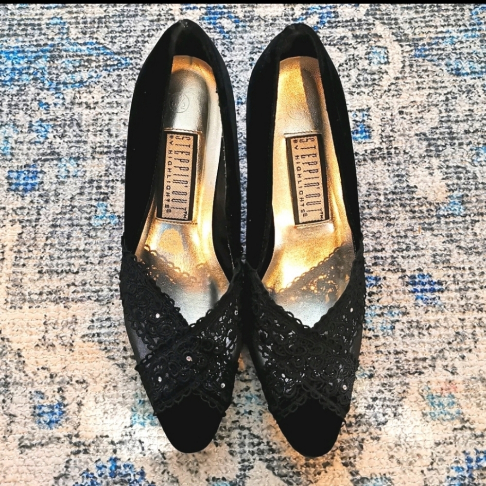 Steppin Out Black Lacey Suede Evening Heels/Pumps